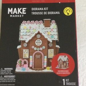 Make Market Gingerbread House Diorama Kit